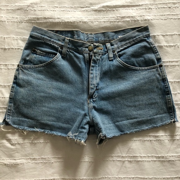 Vintage Wrangler cutoff Jean Shorts - Picture 1 of 2